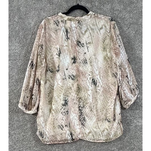 *Alfred Dunner top Womens 12 Pink Snake Print Embellished Pullover Blouse - Picture 2 of 10